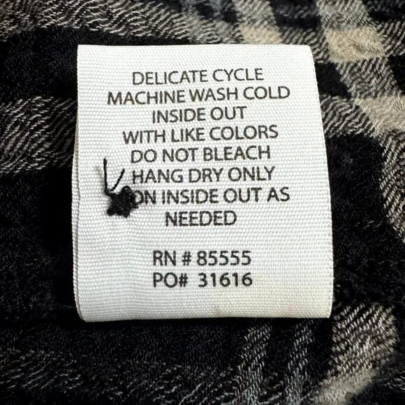 Cosmic Blue Love Maci Relaxed Plaid Top Women's Size L - Picture 9 of 10